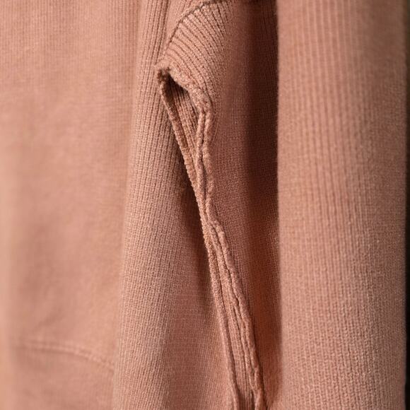 NWT Women's Small Oversized Drop Shoulder Side Split Sweater - Picture 4 of 8